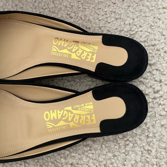 Salvatore Ferragamo Black 'Emile' bow suede mules slide flats Size 6.5C - Picture 9 of 11